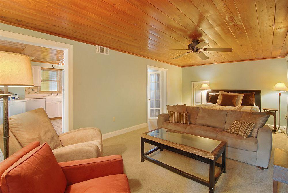 Gulfside Resorts Indian Rocks Beach Exterior photo