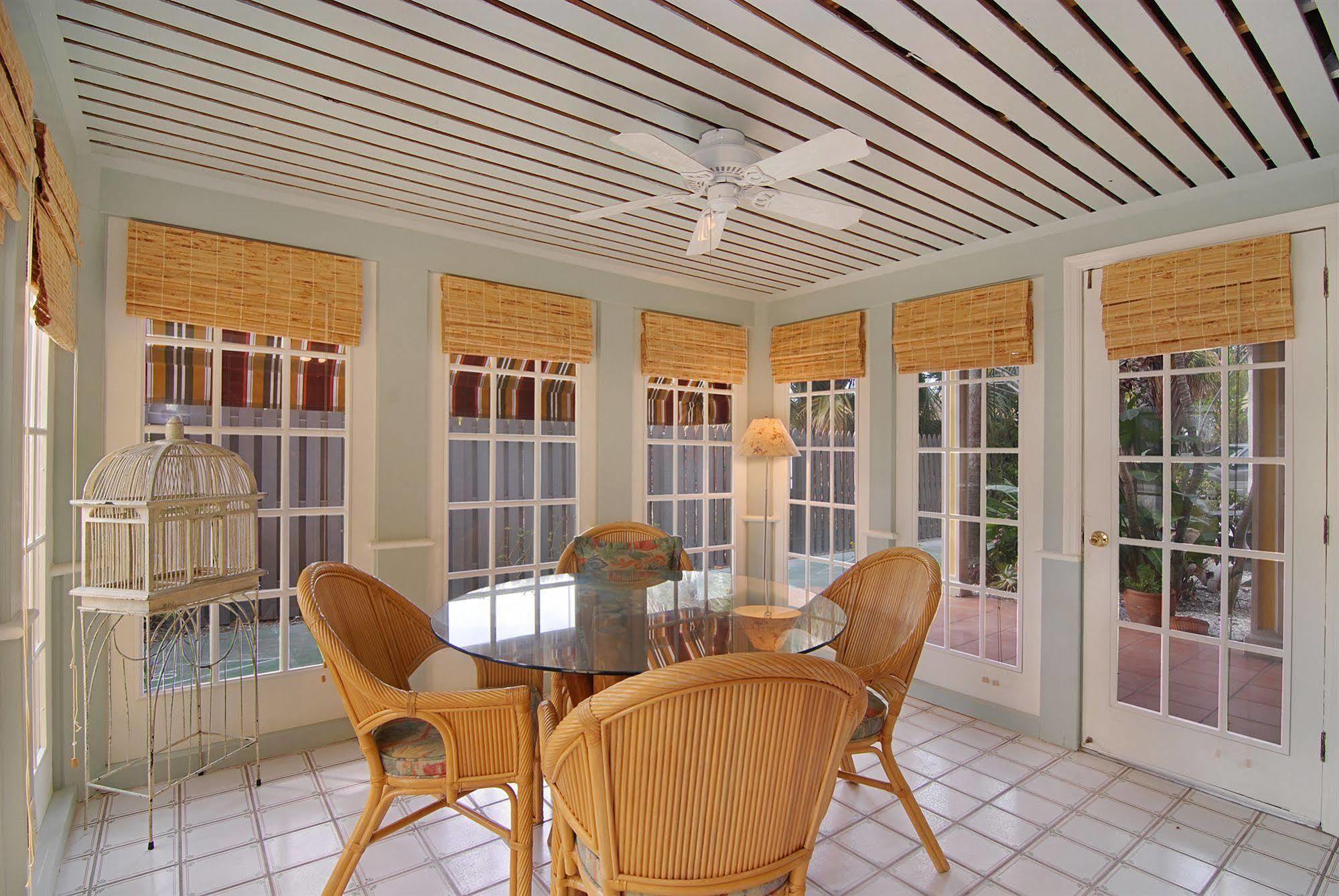 Gulfside Resorts Indian Rocks Beach Exterior photo