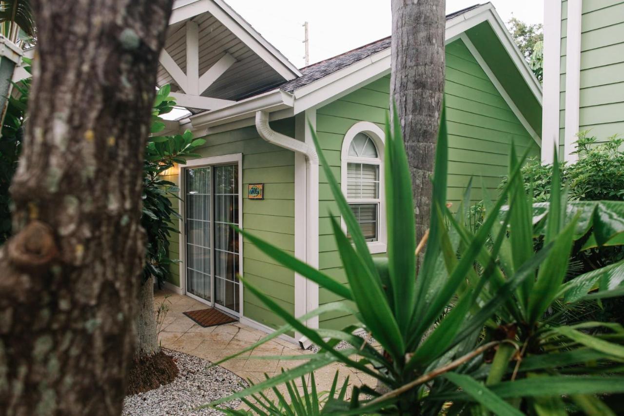 Gulfside Resorts Indian Rocks Beach Exterior photo